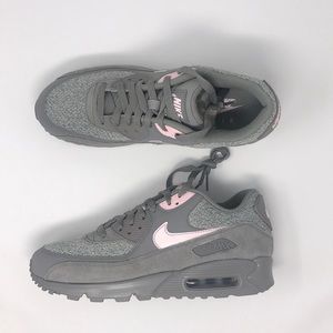 Nike Air Max 90 Essential